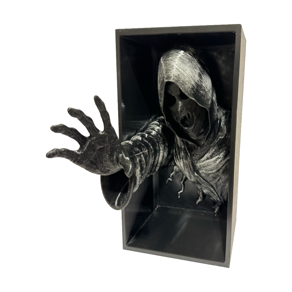 Void Reaper: Dementor Demon Suriel Book Nook & Bookend