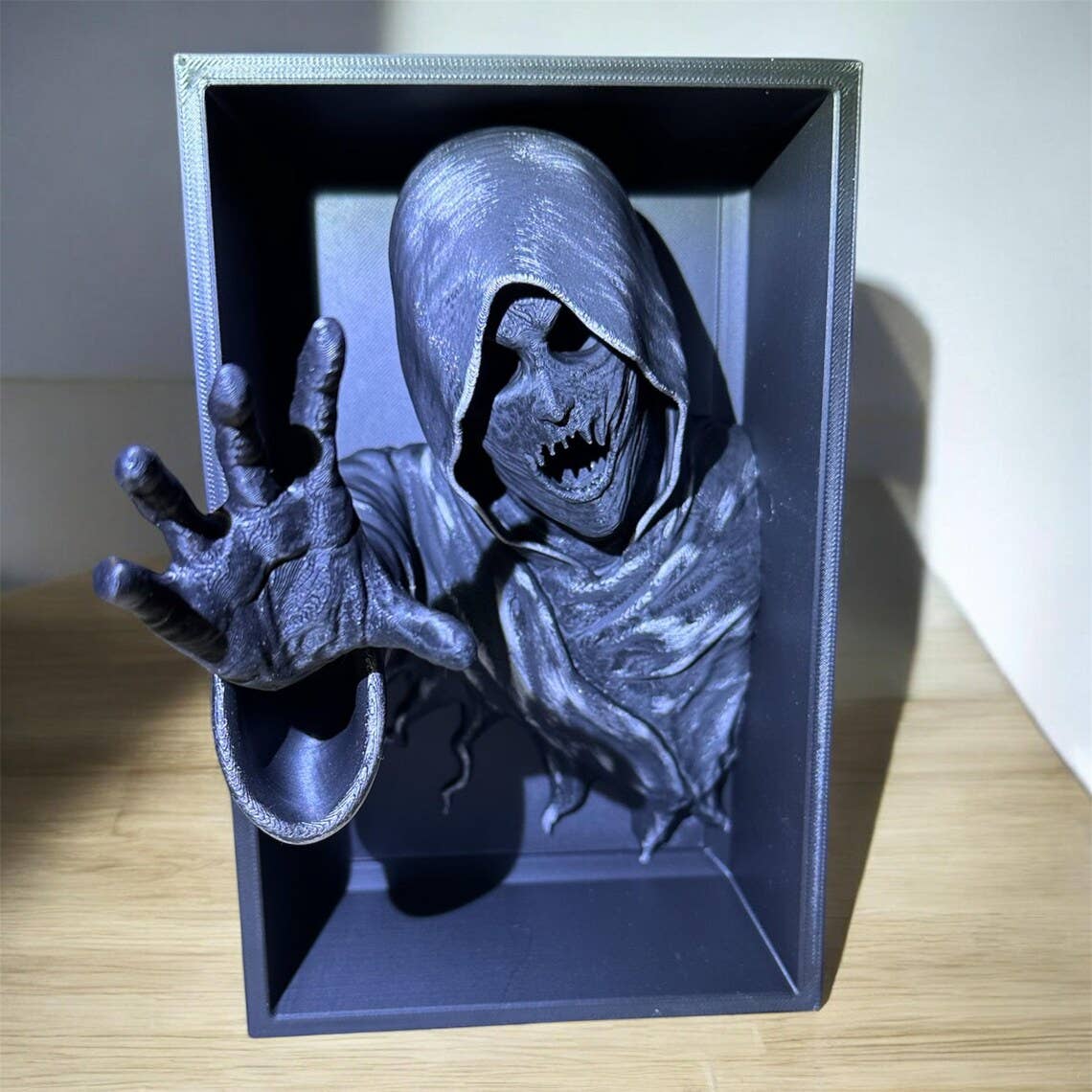 Void Reaper: Dementor Demon Suriel Book Nook & Bookend