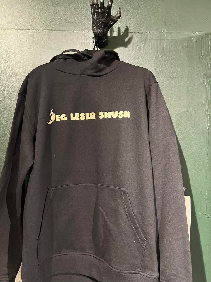 Genser- Jeg leser snusk (Made by Dragons)