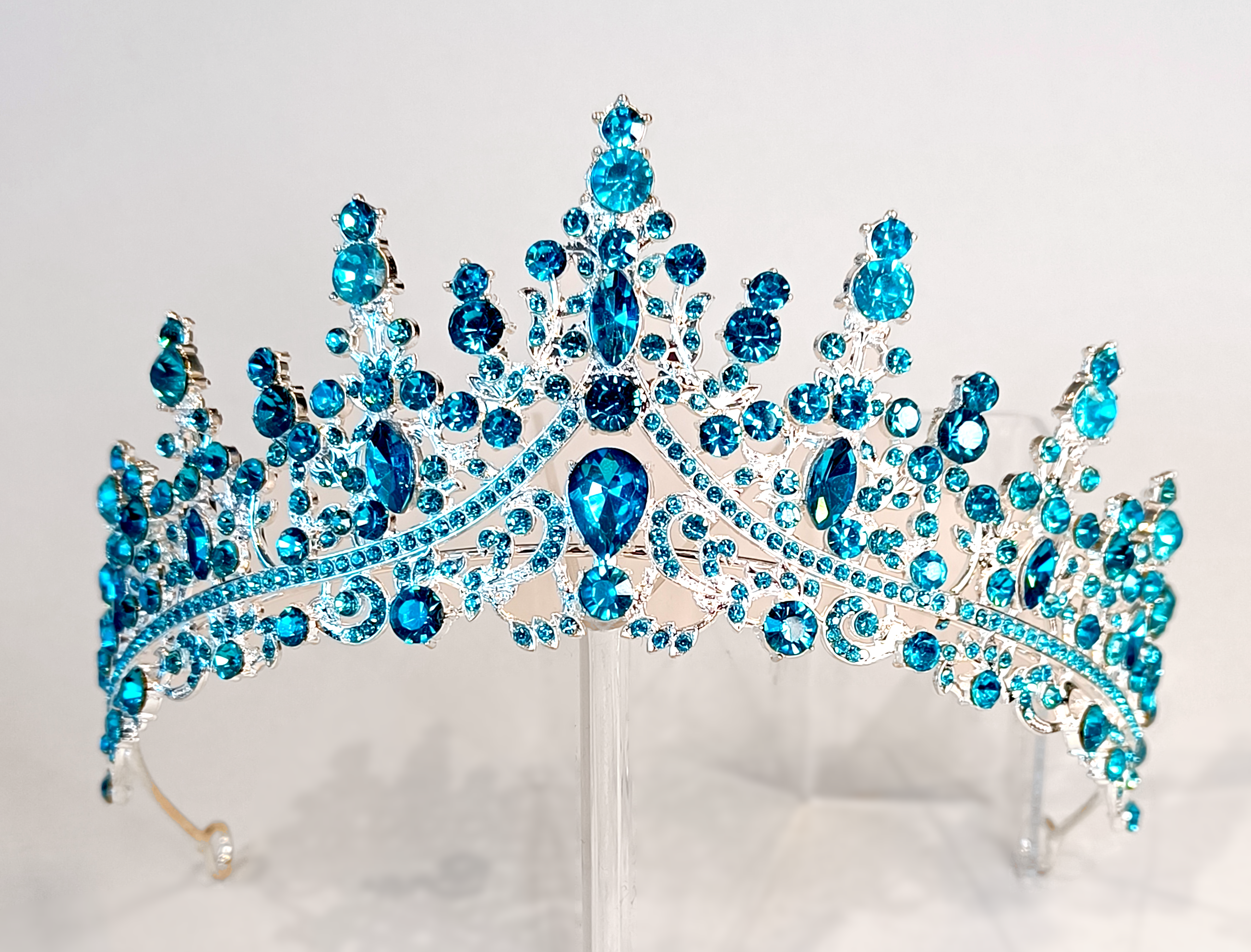Tiara med filigran